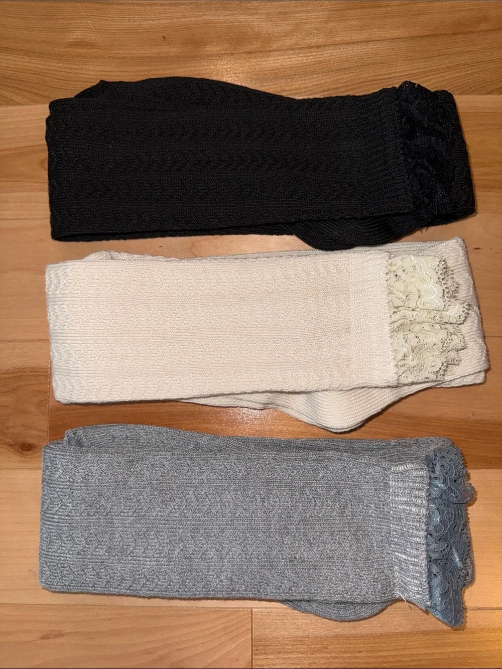Ladies sexy thigh high ruffle edged 3-Pack sock— Black, Cream & Gray BNIB 9-11